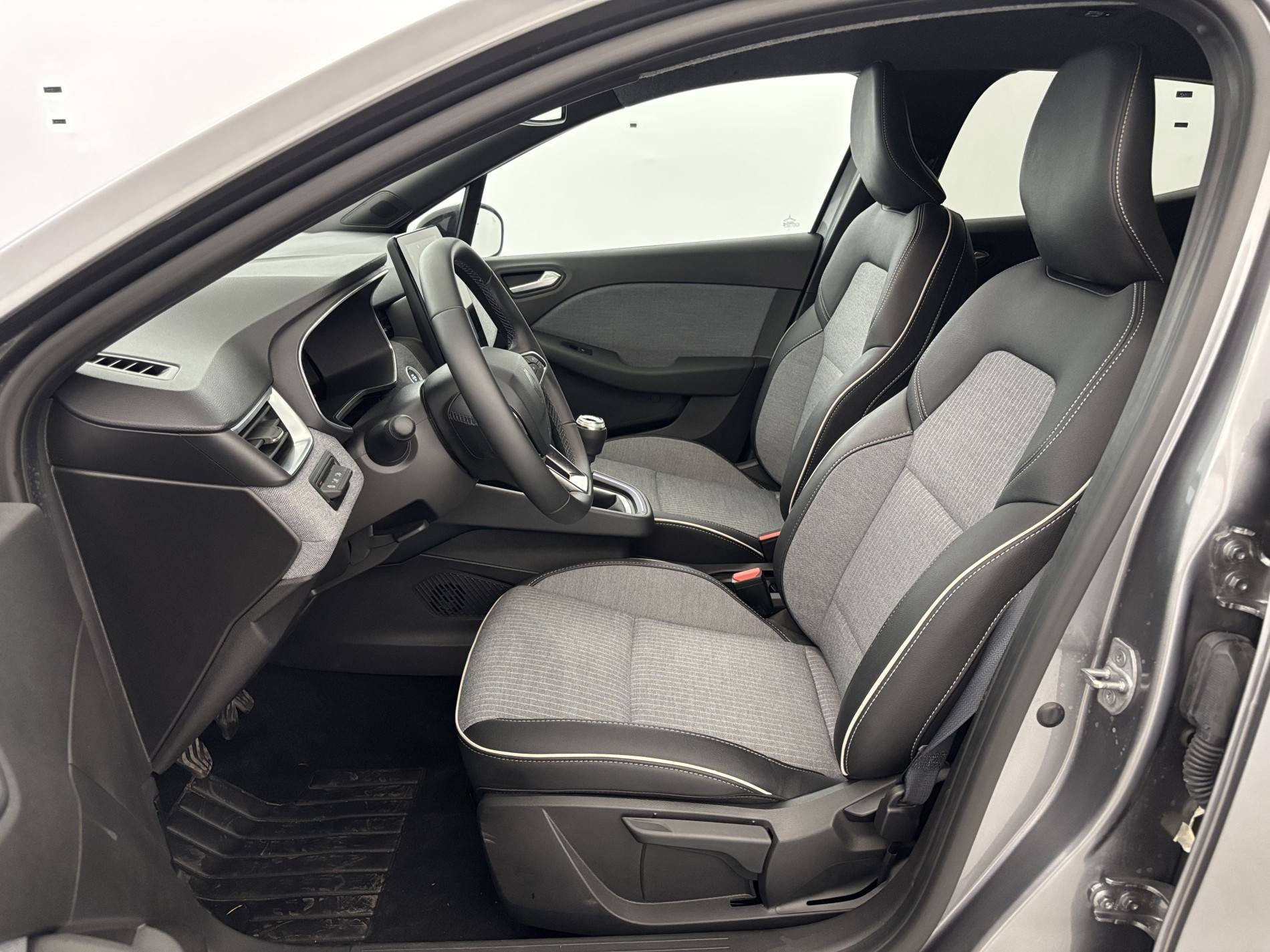 Vente en ligne Renault Clio 5 Clio TCe 90 ch GSR2 au prix de 18 490 €