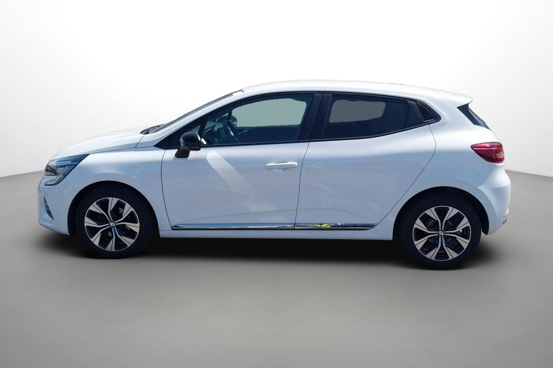 Vente en ligne Renault Clio 5 Clio TCe 90 au prix de 13 590 €