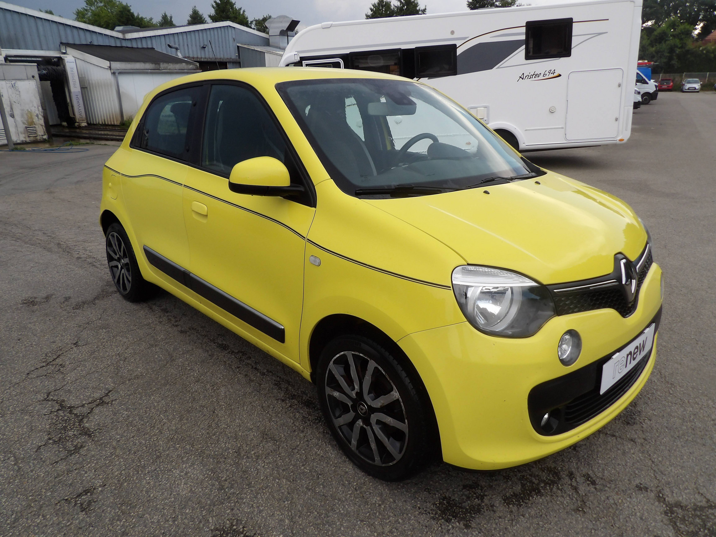 Vente en ligne Renault Twingo 3  1.0 SCe 70 eco2 Stop & Start au prix de 7 499 €