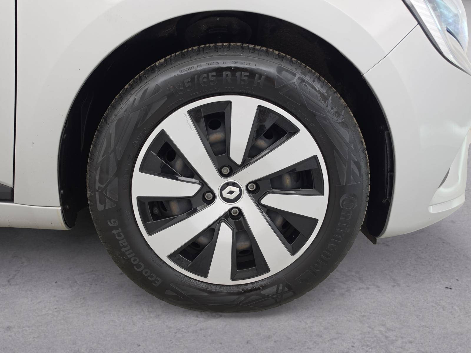 Vente en ligne Renault Clio 5 Clio TCe 90 au prix de 14 990 €