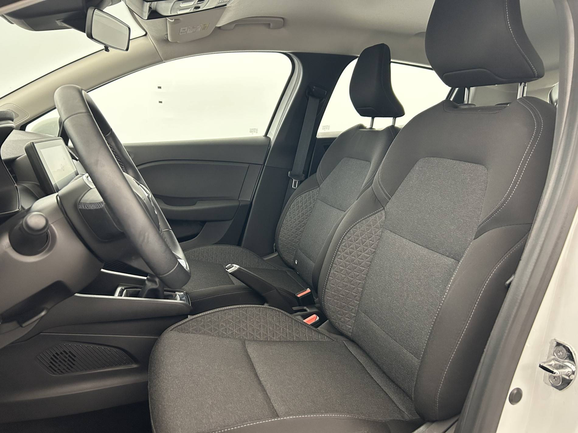 Vente en ligne Renault Clio 5 Clio SCe 65 - 21N au prix de 12 390 €