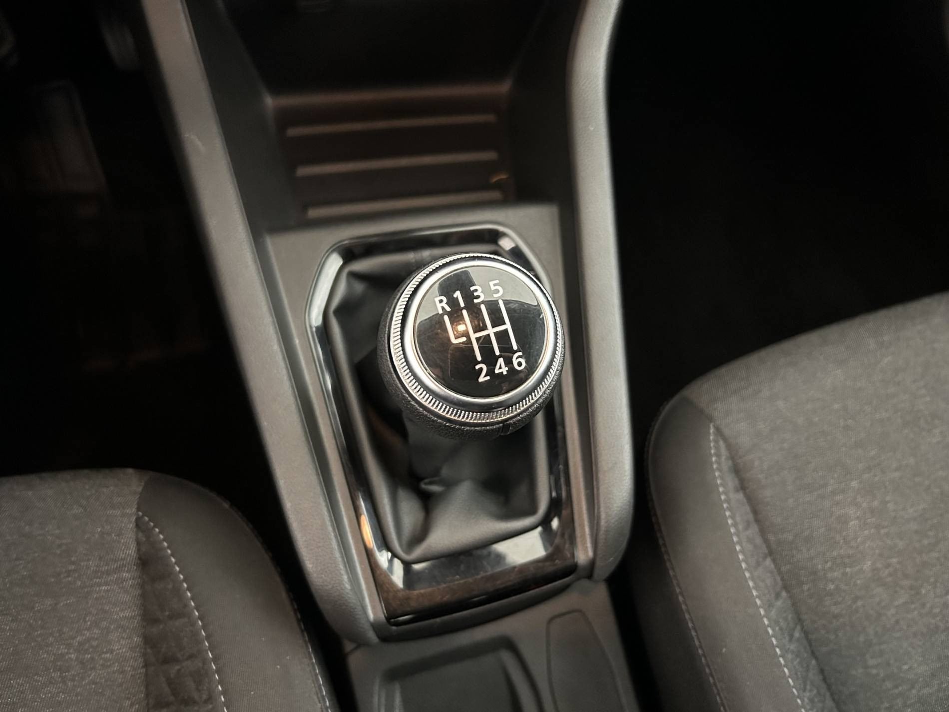 Vente en ligne Renault Clio 5 Clio TCe 90 au prix de 13 290 €