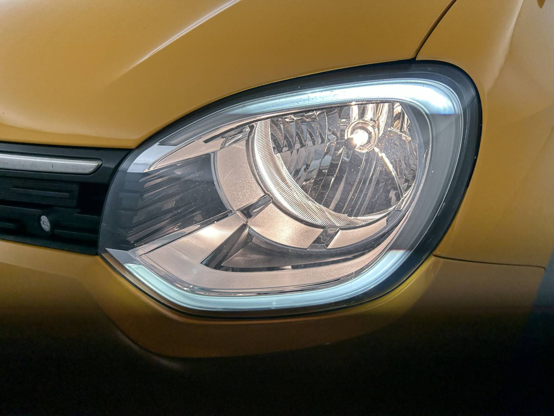 Vente en ligne Renault Twingo Electrique Twingo III E-Tech au prix de 10 890 €