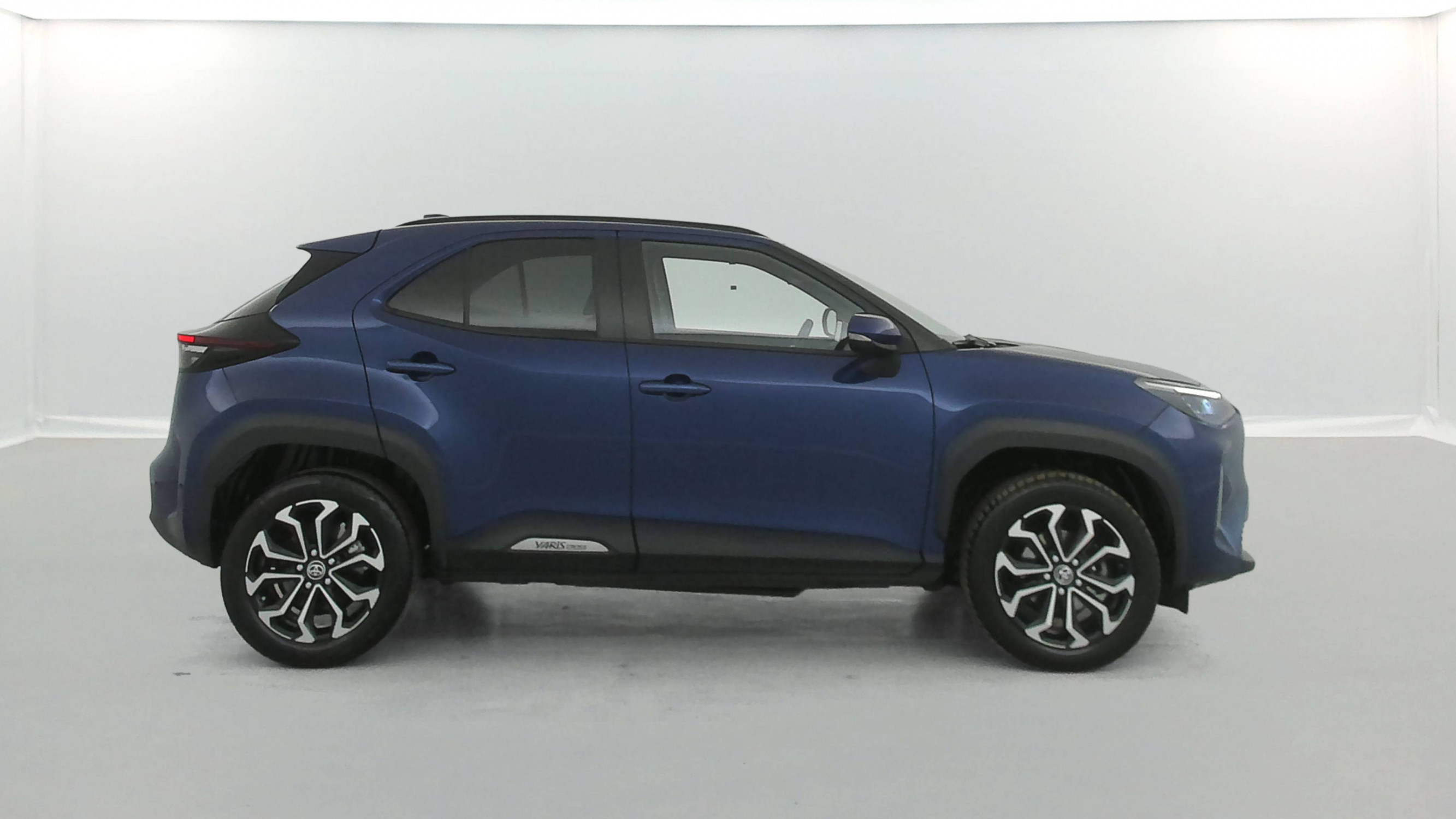 Vente en ligne Toyota Yaris Cross  116h 2WD au prix de 20 990 €