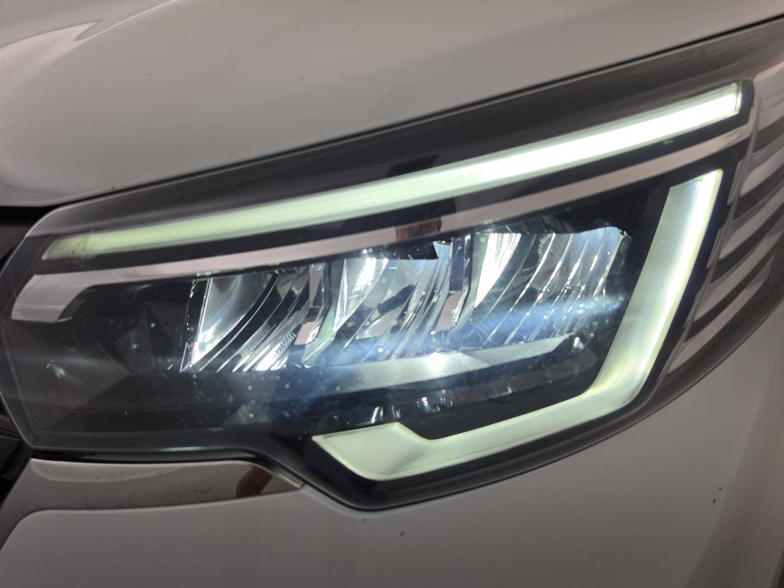 Vente en ligne Renault Trafic 3 Fourgon TRAFIC FG BLUE DCI 130 L1H1 3T GSR2 au prix de 22 990 €