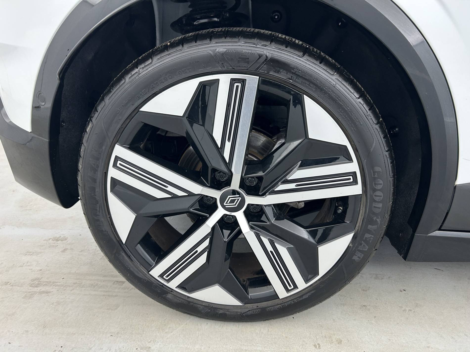 Vente en ligne Renault Megane E-Tech  220 ch autonomie confort GSR2 au prix de 33 490 €