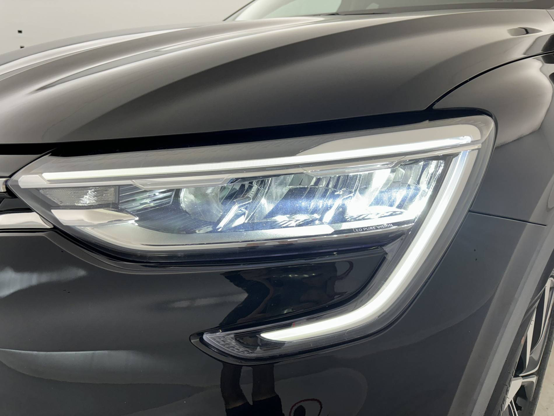 Vente en ligne Renault Arkana  mild hybrid 140 EDC FAP - 22 au prix de 19 990 €