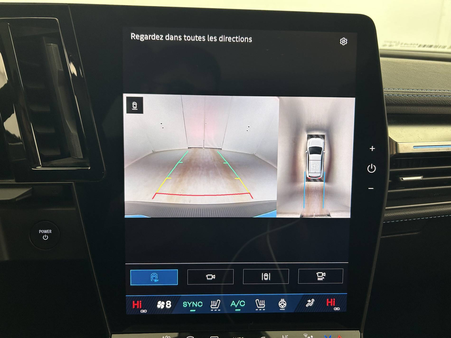 Vente en ligne Renault Scenic E-Tech Scenic E-Tech électrique 220 ch grande autonomie au prix de 42 490 €