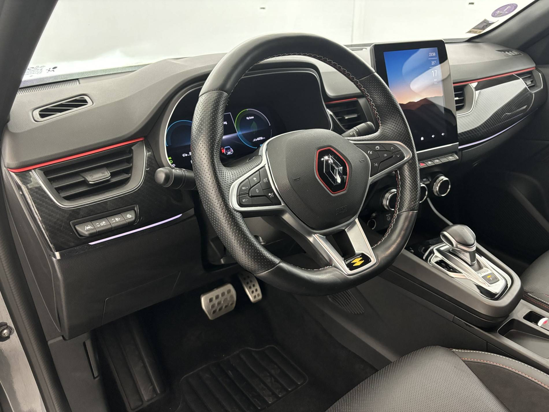 Vente en ligne Renault Arkana  E-Tech hybride 145 au prix de 21 990 €