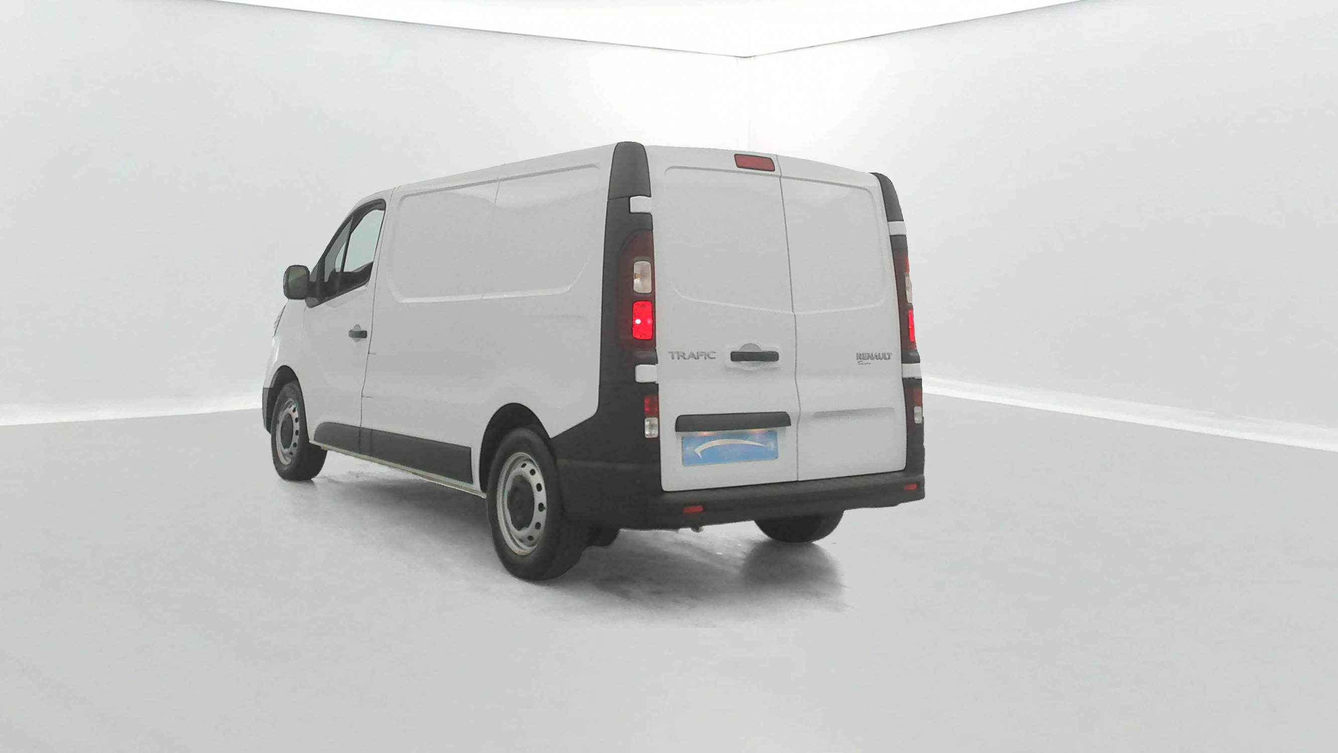 Vente en ligne Renault Trafic 3 Fourgon TRAFIC FGN L1H1 2800 KG BLUE DCI 110 au prix de 21 490 €
