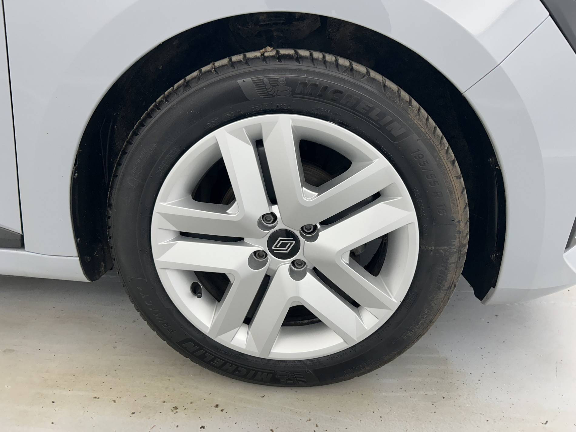 Vente en ligne Renault Clio 5 Clio TCe 90 ch GSR2 au prix de 15 490 €