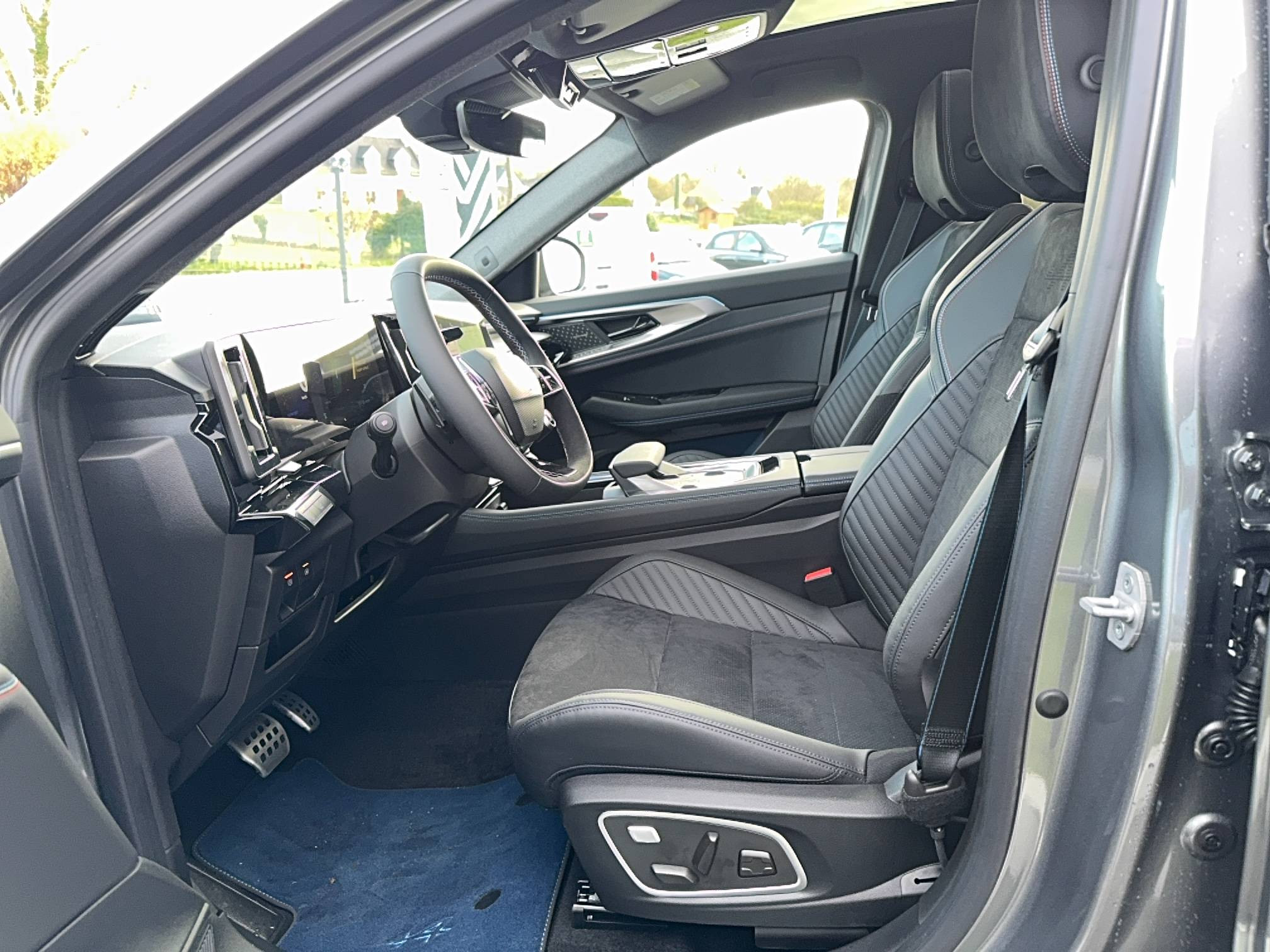 Vente en ligne Renault Rafale  E-Tech full hybrid 200ch au prix de 44 730 €