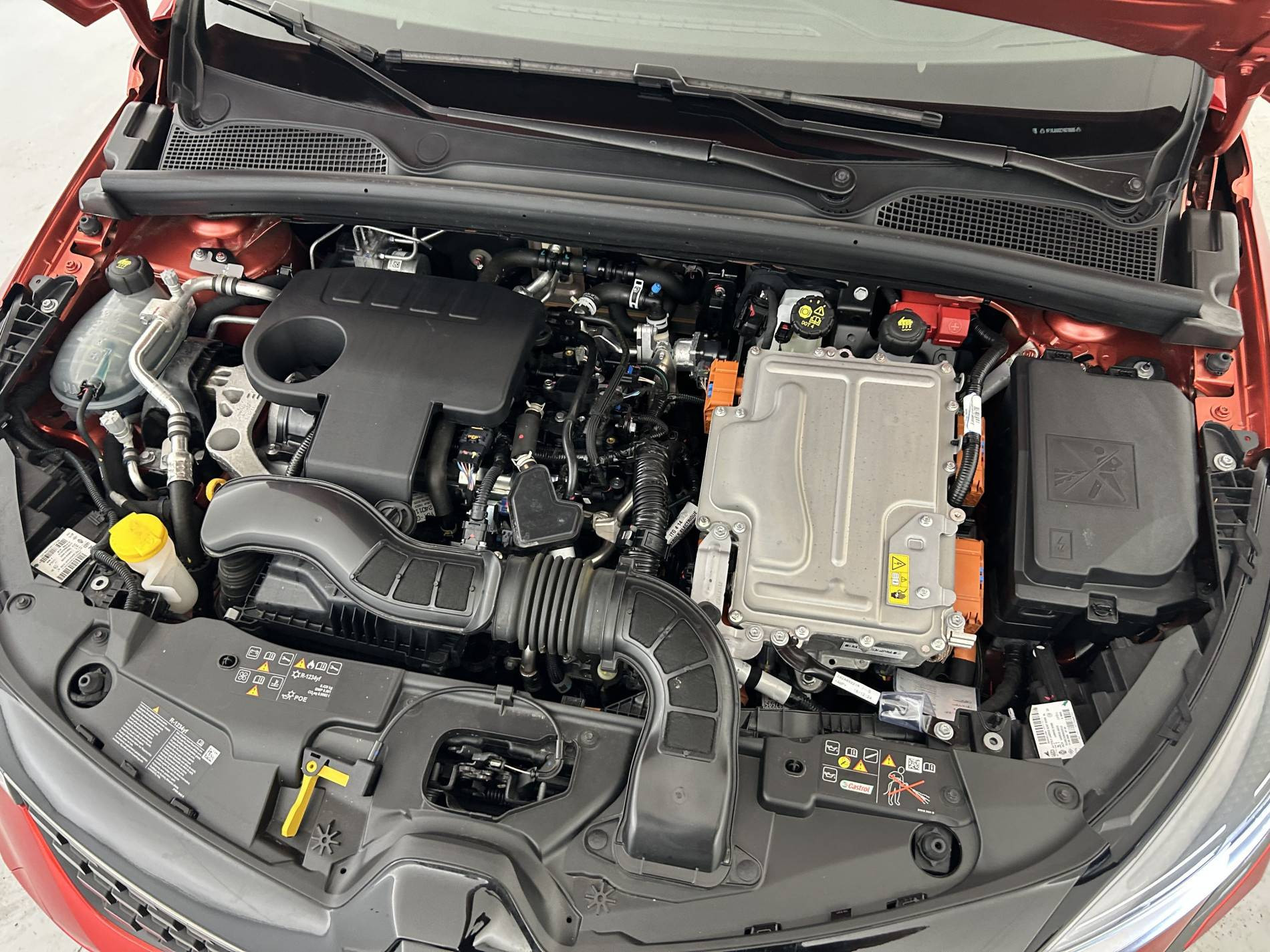 Vente en ligne Renault Clio 5 Clio E-Tech full hybrid 145 ch GSR2 au prix de 20 990 €