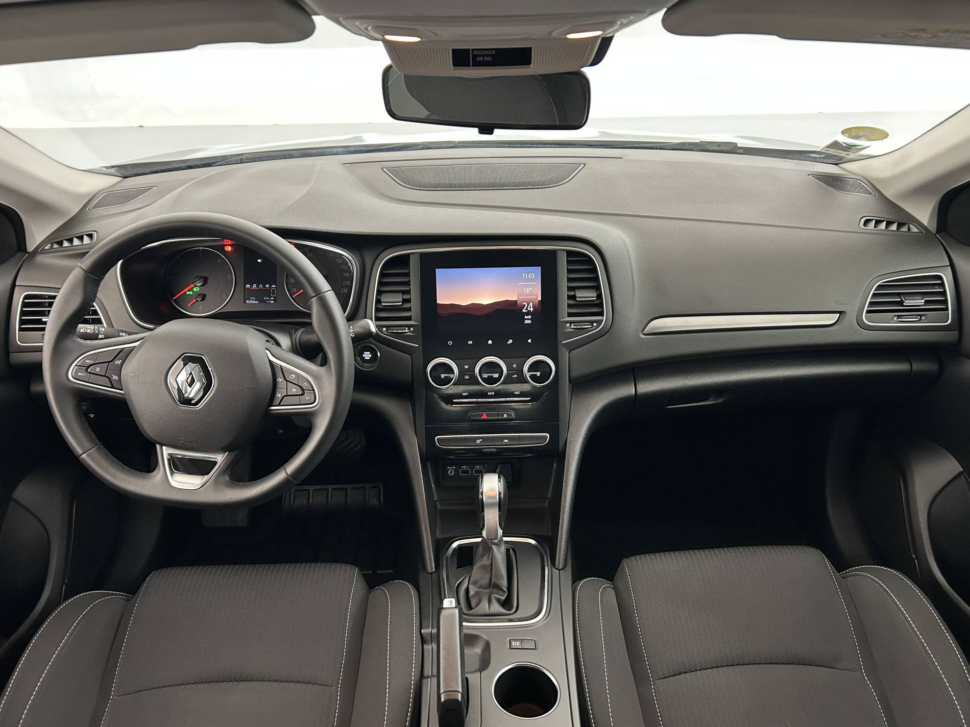 Vente en ligne Renault Megane 4 Mégane IV Berline Blue dCi 115 EDC - 21N au prix de 14 990 €