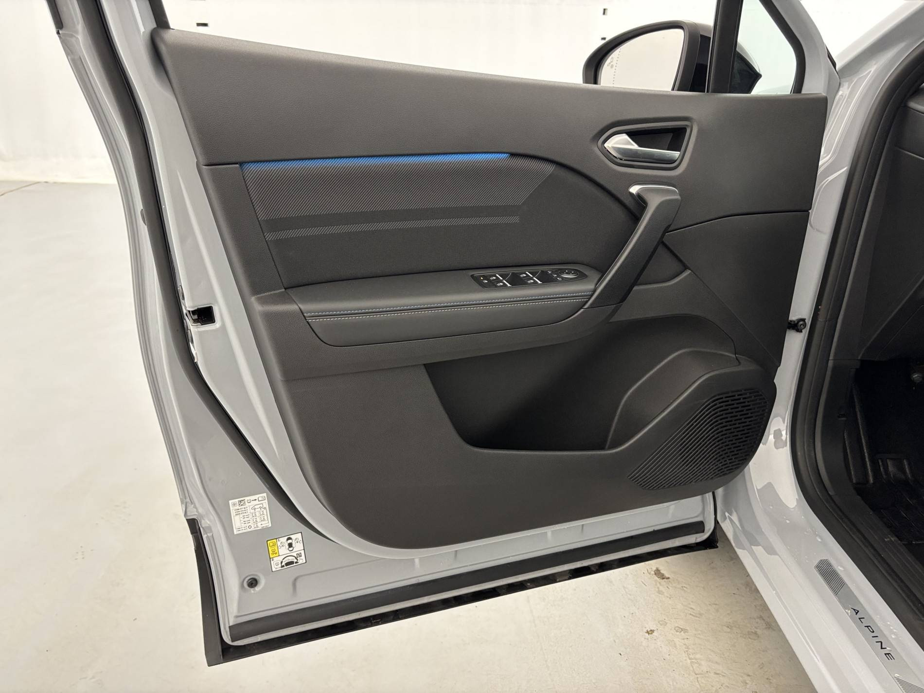 Vente en ligne Renault Symbioz  E-Tech full hybrid 145 au prix de 27 990 €