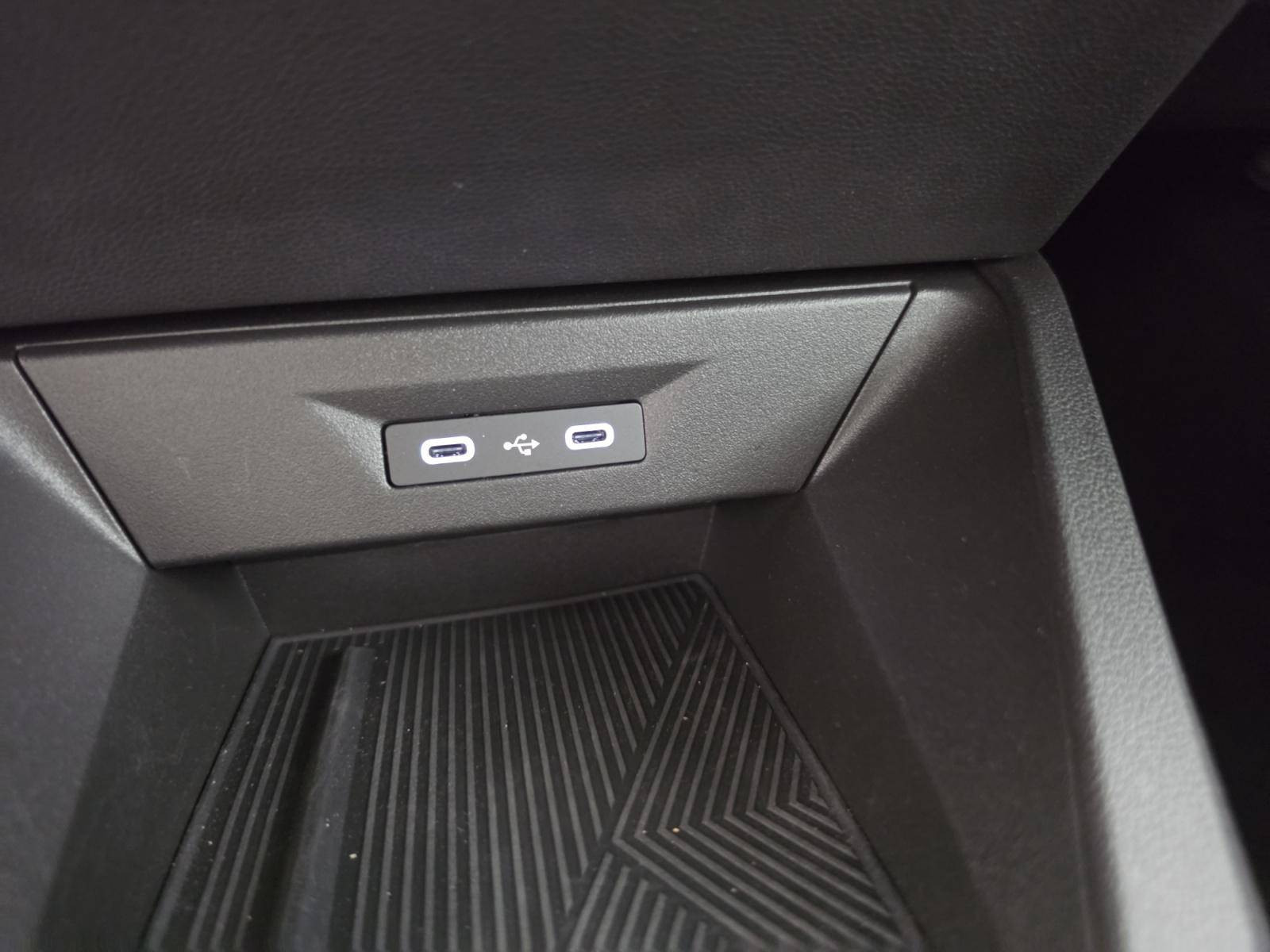 Vente en ligne Renault Clio 6 Clio TCe 115 ch au prix de 23 191 €