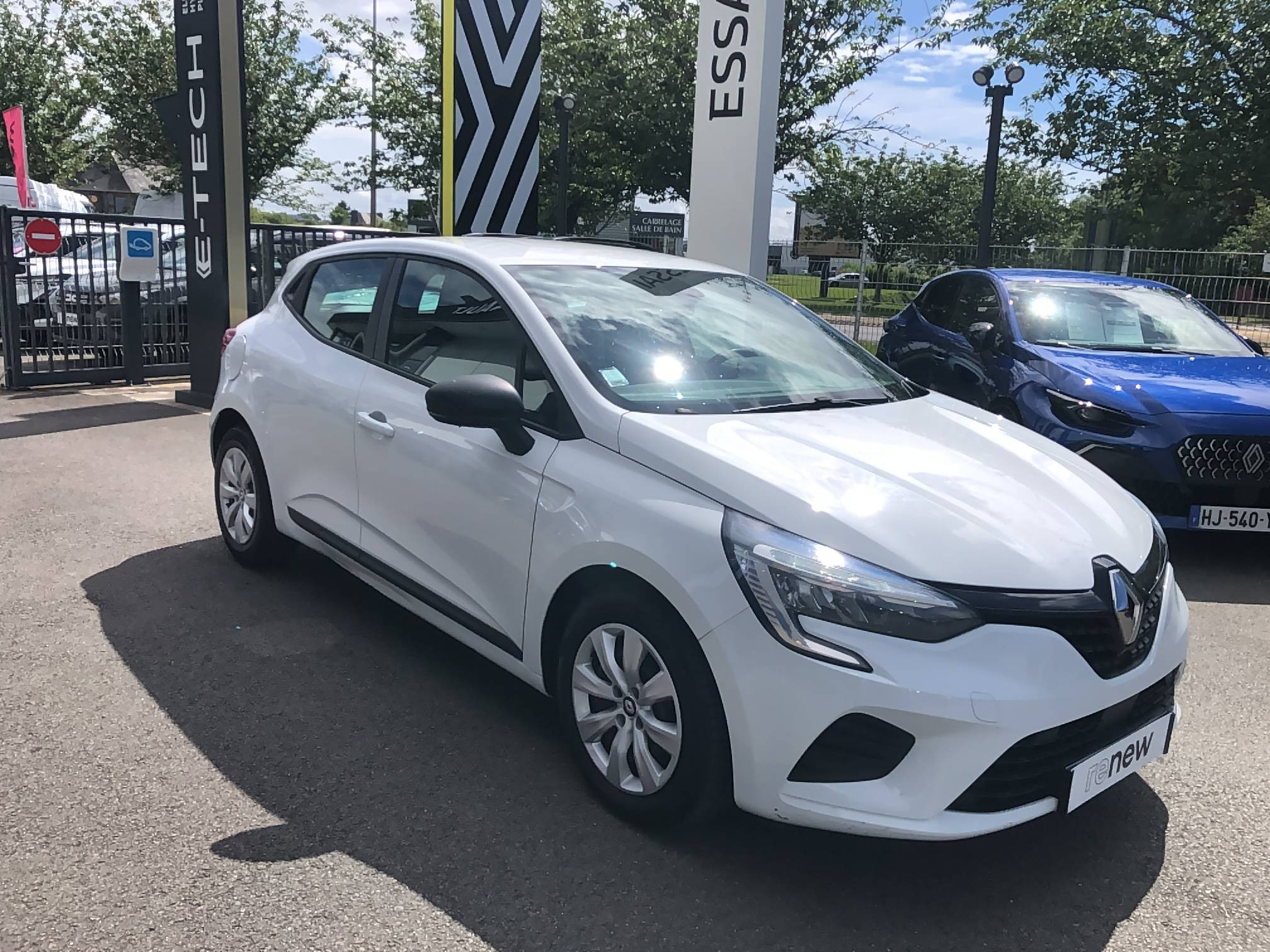 Vente en ligne Renault Clio 5 CLIO SOCIETE BLUE DCI 85 au prix de 10 490 €