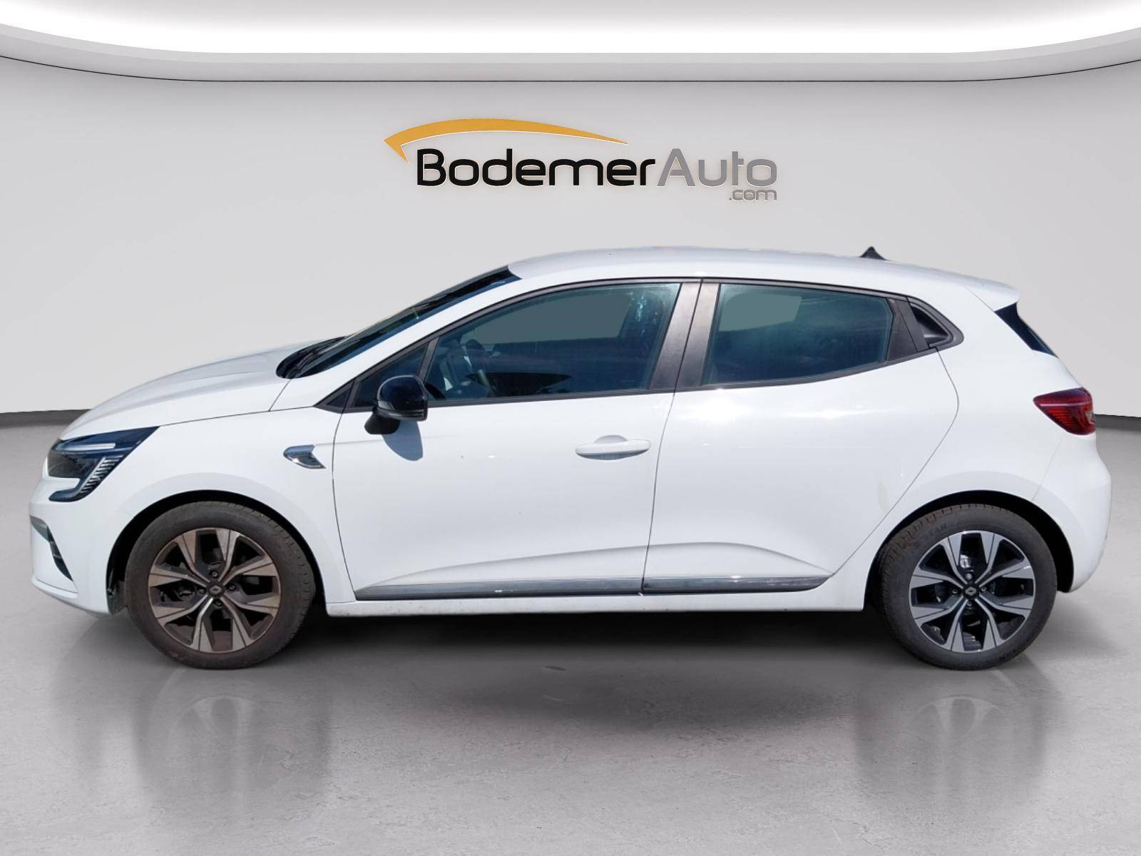 Vente en ligne Renault Clio 5 Clio TCe 90 - 21N au prix de 14 690 €