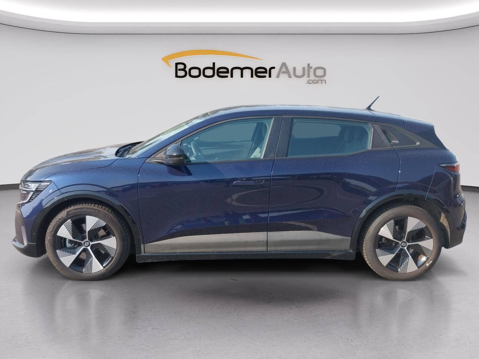 Vente en ligne Renault Megane E-Tech  EV60 220 ch super charge au prix de 22 990 €