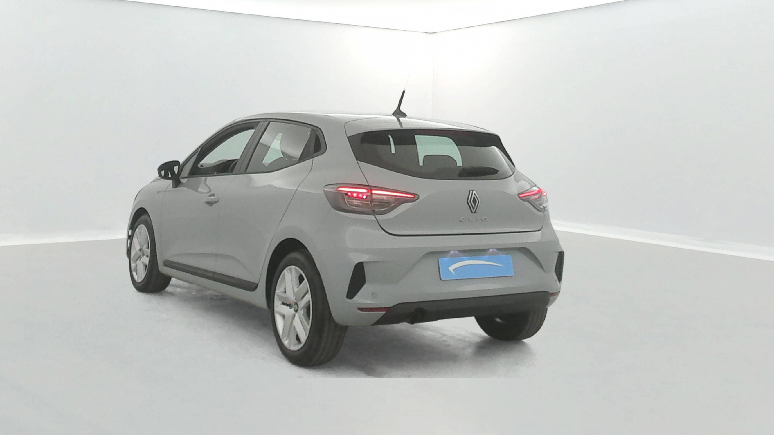 Vente en ligne Renault Clio 5 Clio TCe 90 au prix de 16 290 €