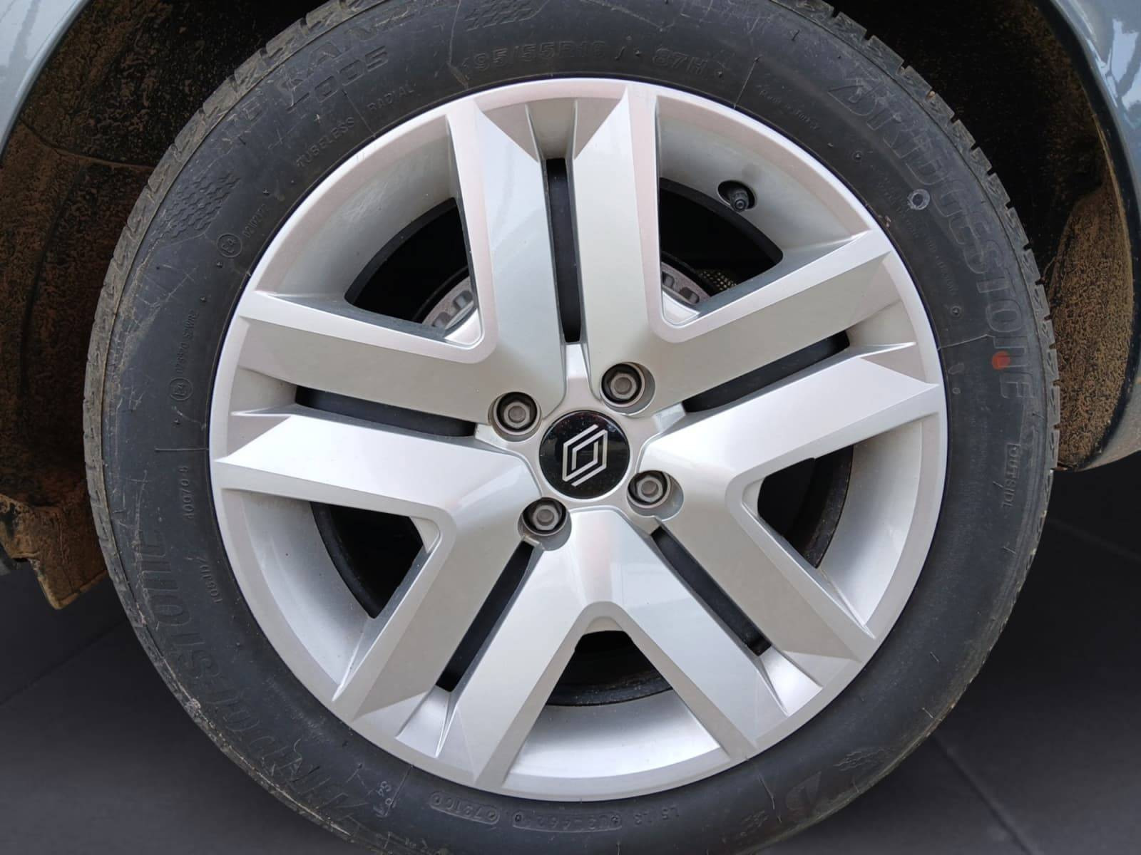 Vente en ligne Renault Clio 5 Clio Blue dCi 100 ch GSR2 au prix de 18 790 €