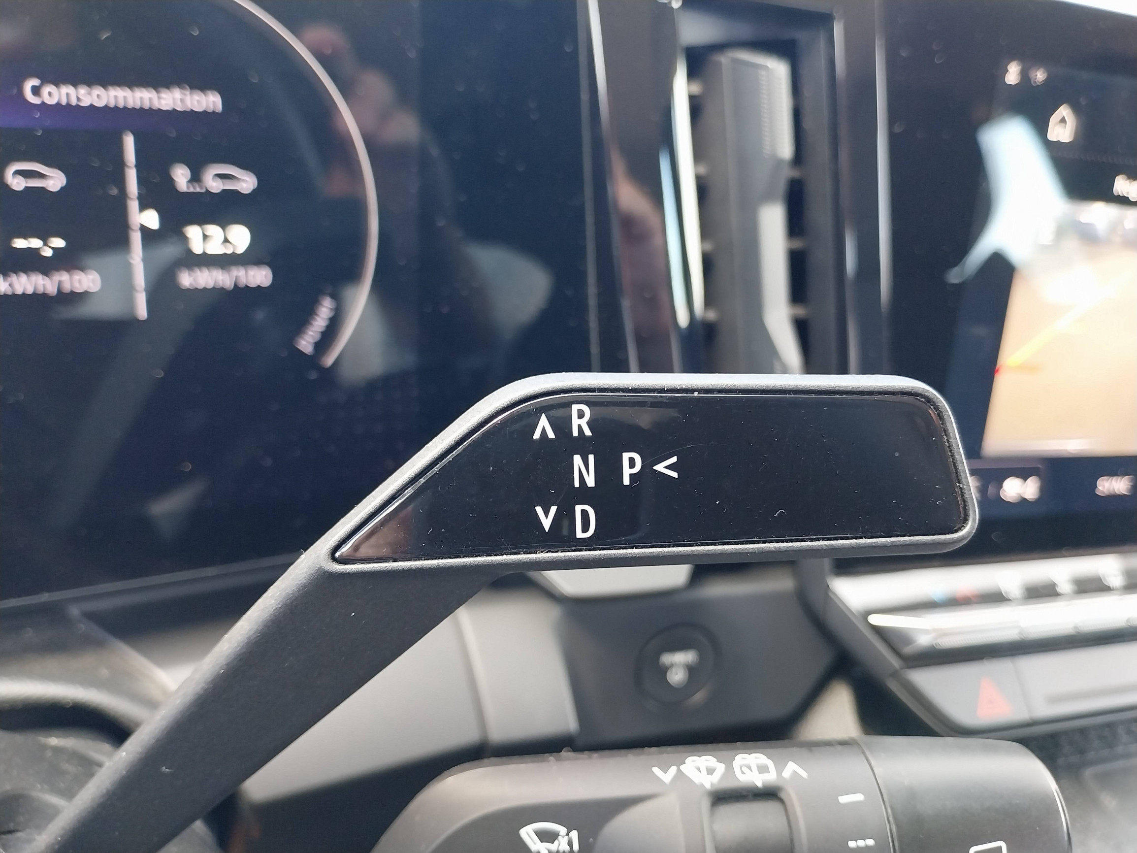 Vente en ligne Renault Megane E-Tech  EV40 130ch standard charge au prix de 19 990 €