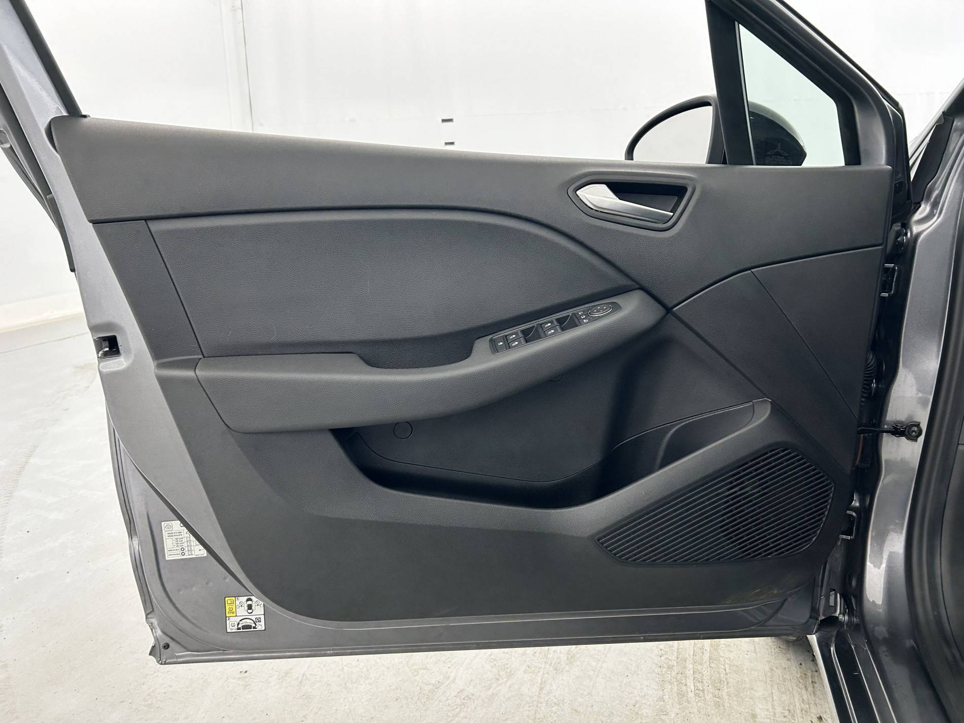 Vente en ligne Renault Clio 5 Clio TCe 90 au prix de 14 990 €