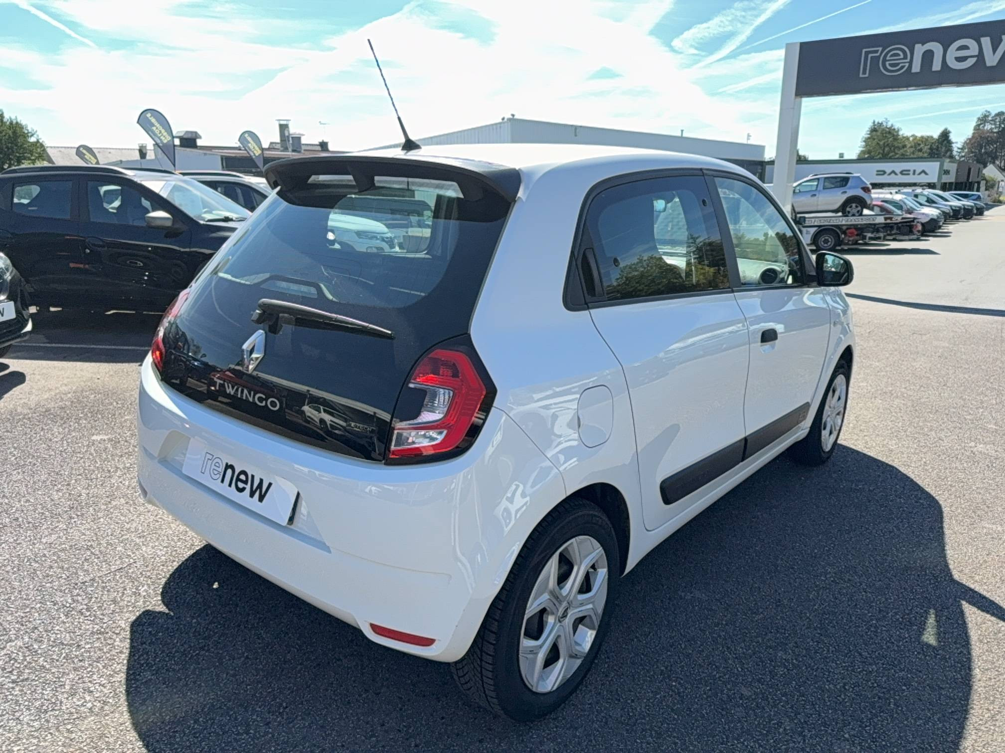 Vente en ligne Renault Twingo Electrique Twingo III E-Tech au prix de 9 990 €