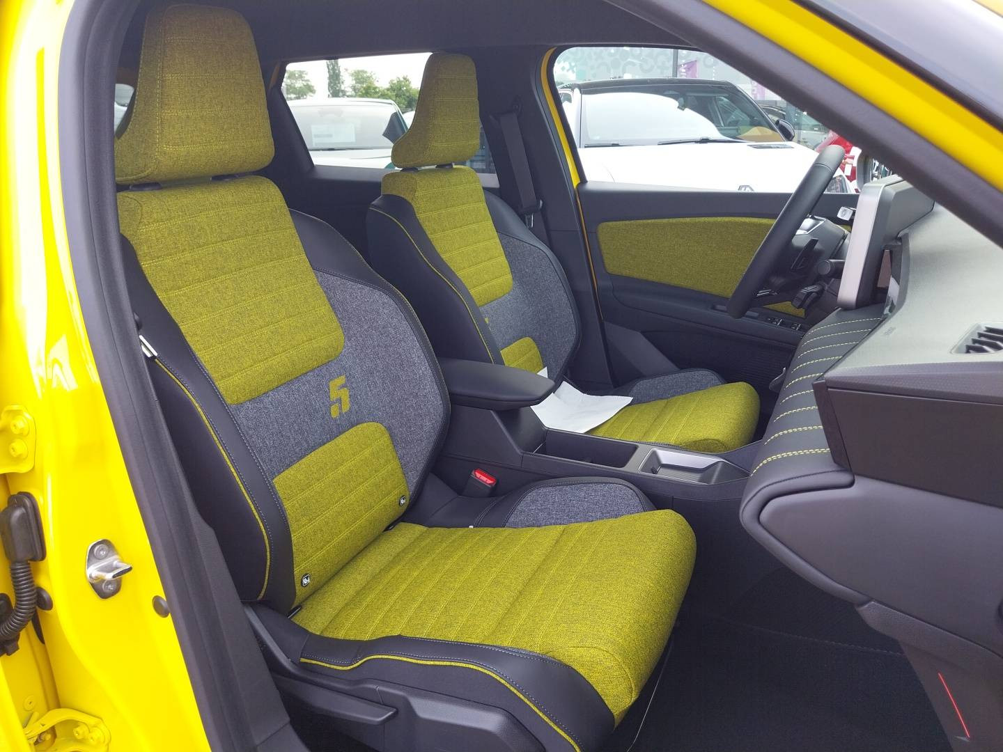 Vente en ligne Renault R5 E-Tech  150 ch autonomie confort au prix de 1 250 €
