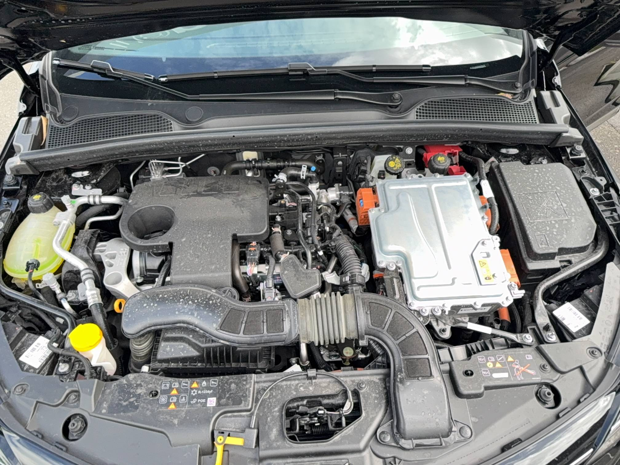 Vente en ligne Renault Clio 5 Clio E-Tech 140 - 21N au prix de 18 900 €
