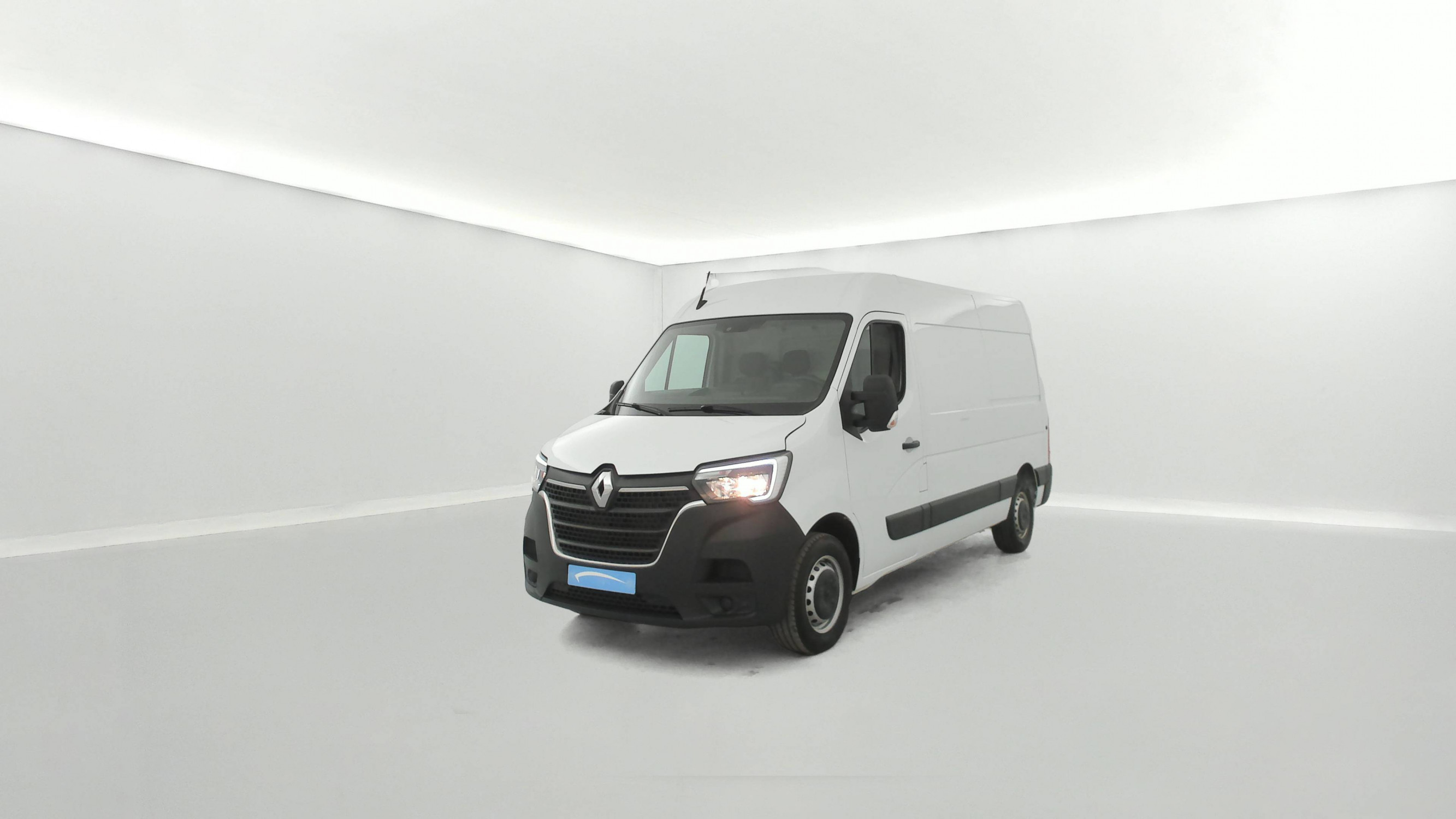 Renault Master Fourgon MASTER FGN TRAC F3500 L2H2 BLUE DCI 135 occasion de 2024 en vente à Morlaix