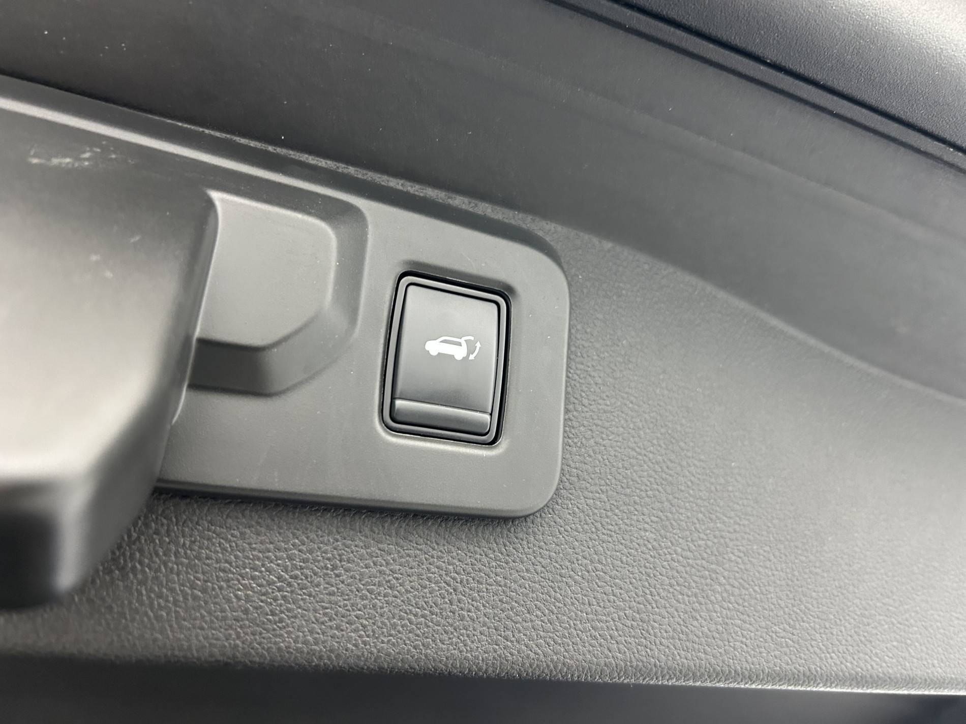 Vente en ligne Renault Austral  E-Tech hybrid 200 au prix de 28 990 €