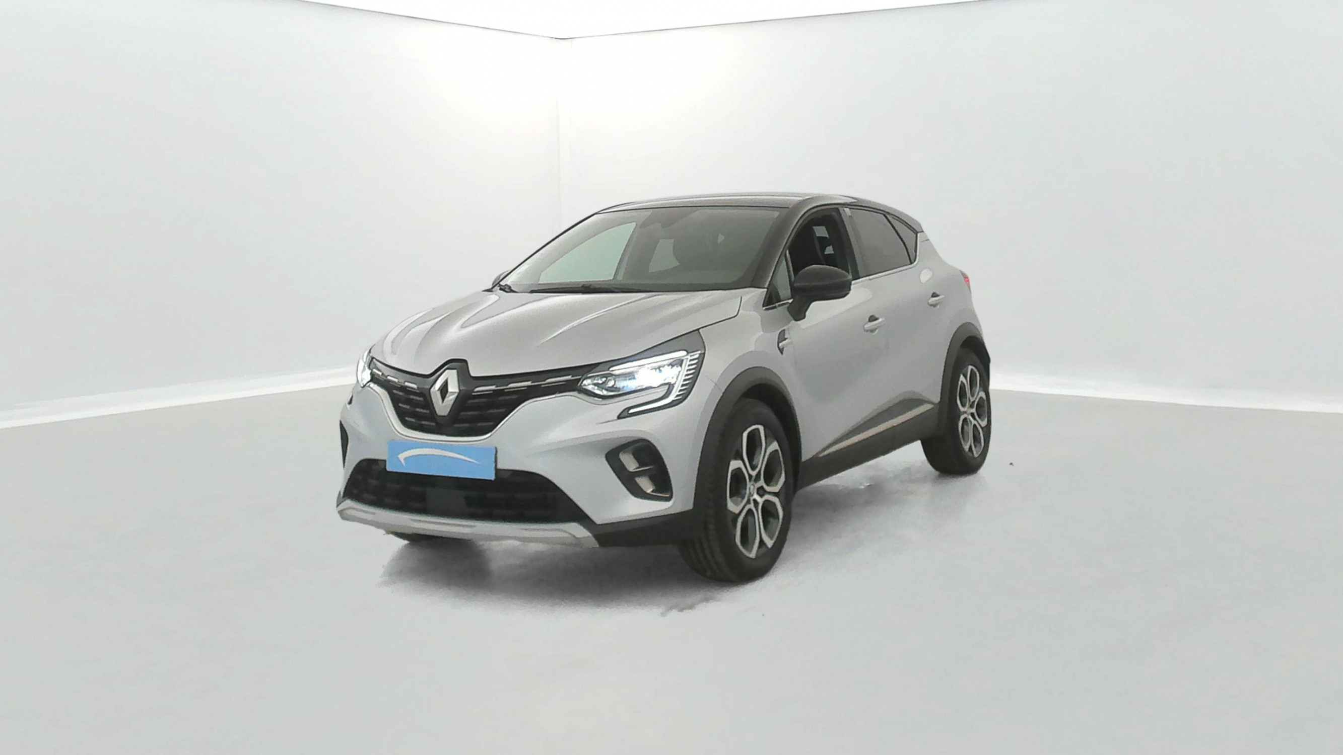 Renault Captur  E-Tech full hybrid 145 occasion de 2023 en vente à Quimper
