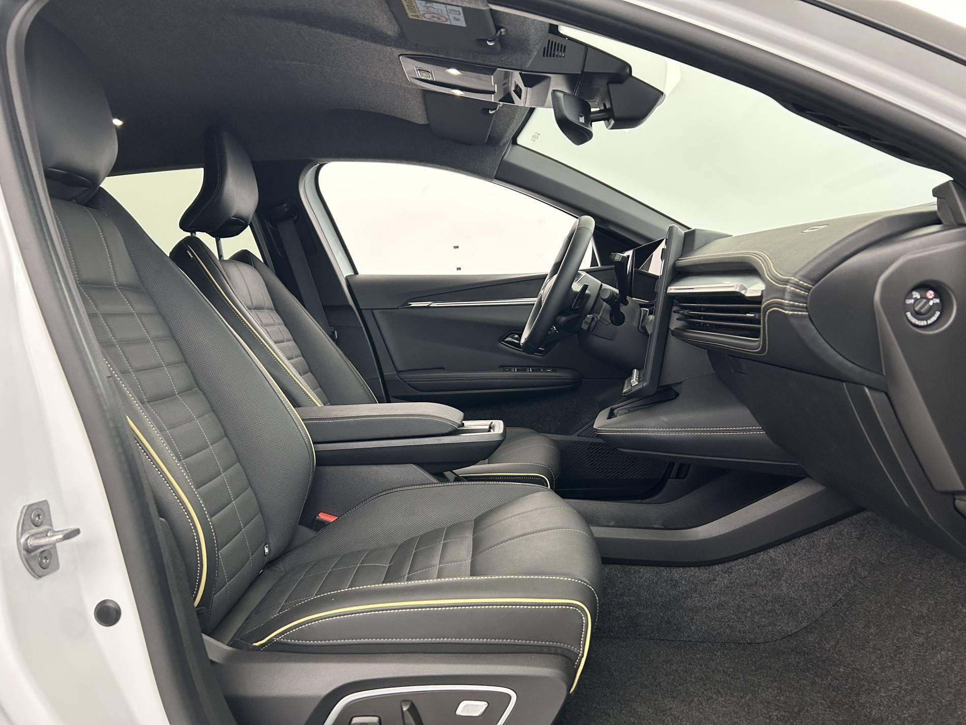 Vente en ligne Renault Megane E-Tech  220 ch autonomie confort GSR2 au prix de 33 490 €