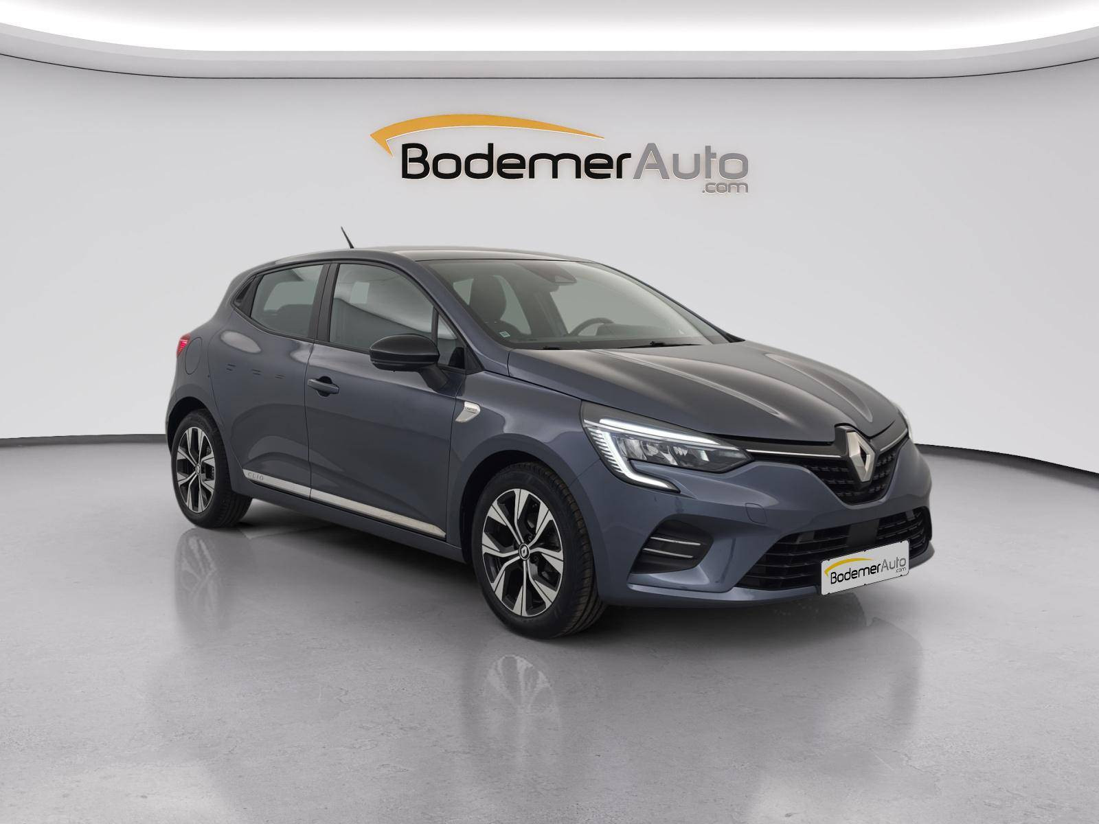 Vente en ligne Renault Clio 5 Clio TCe 90 - 21N au prix de 14 990 €