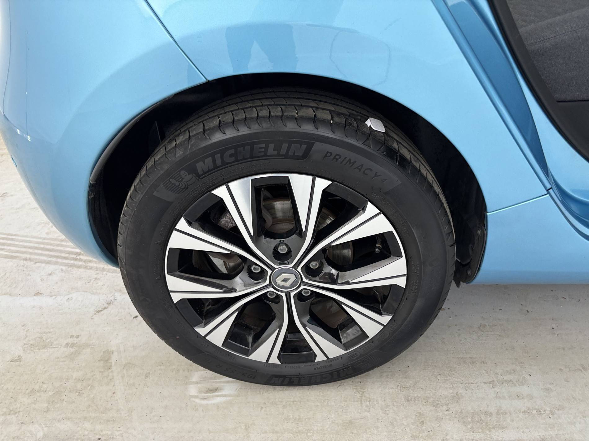 Vente en ligne Renault Zoé Zoe R110 - MY22 au prix de 19 490 €
