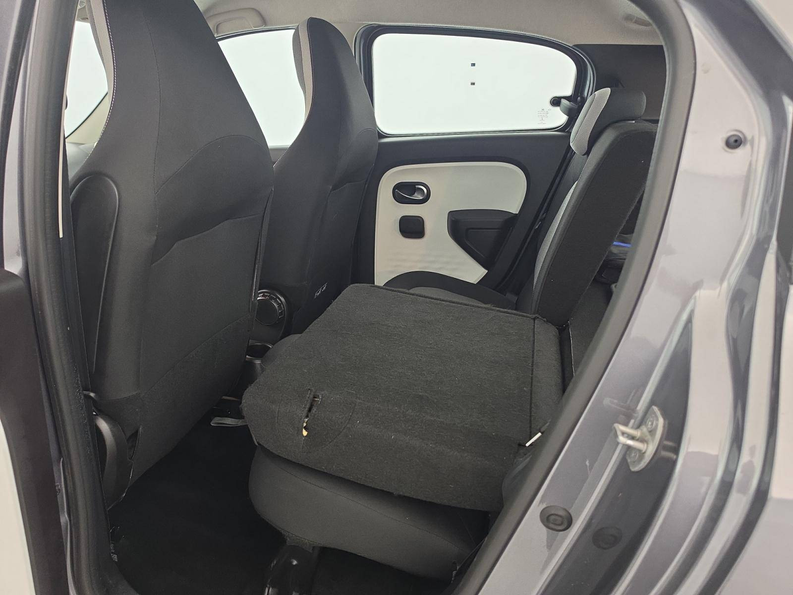 Vente en ligne Renault Twingo Electrique Twingo III E-Tech au prix de 13 900 €