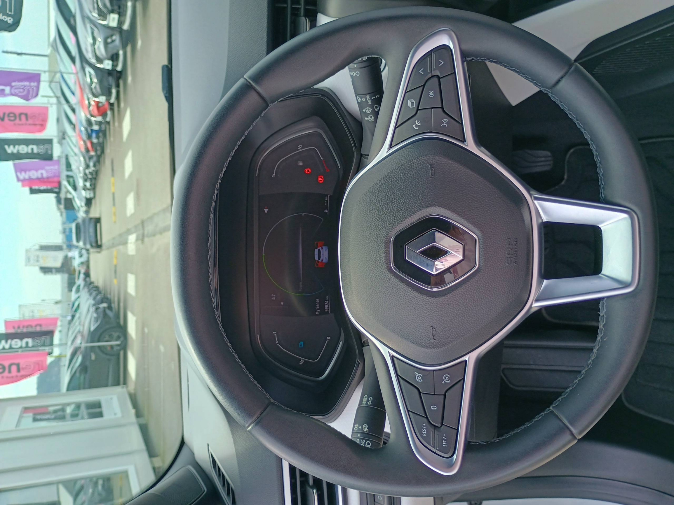 Vente en ligne Renault Clio 5 Clio E-Tech full hybrid 145 au prix de 16 990 €