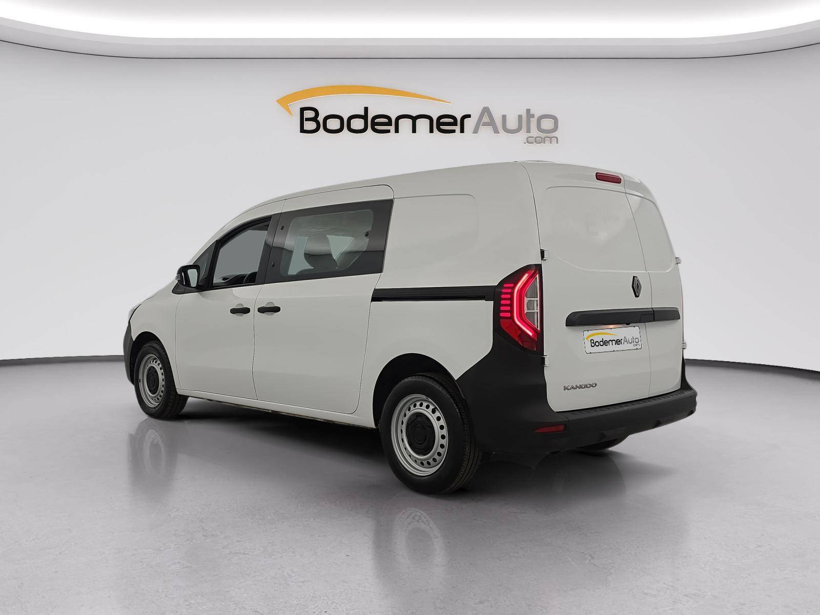 Vente en ligne Renault Kangoo Van KANGOO VAN CA BLUE DCI 115 L2 au prix de 22 560 €