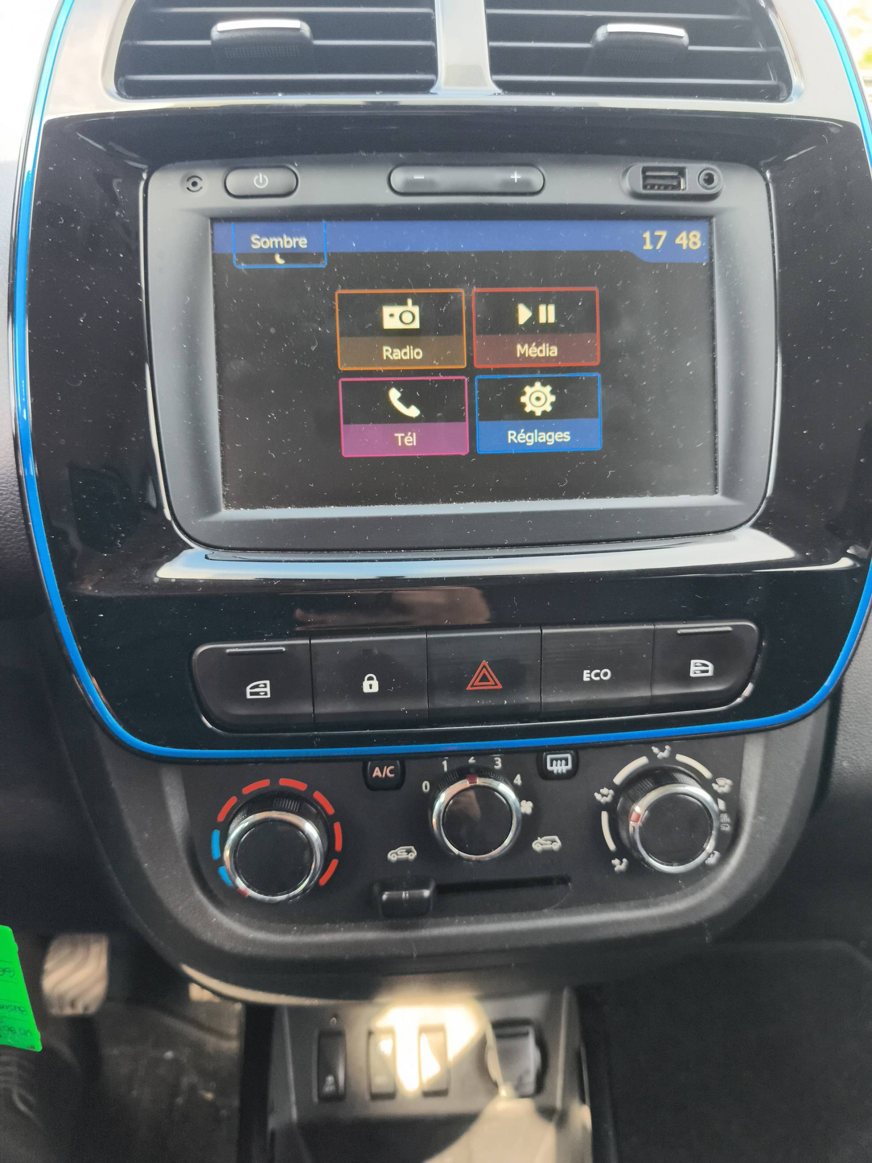 Vente en ligne Dacia Spring  Achat Intégral au prix de 10 990 €