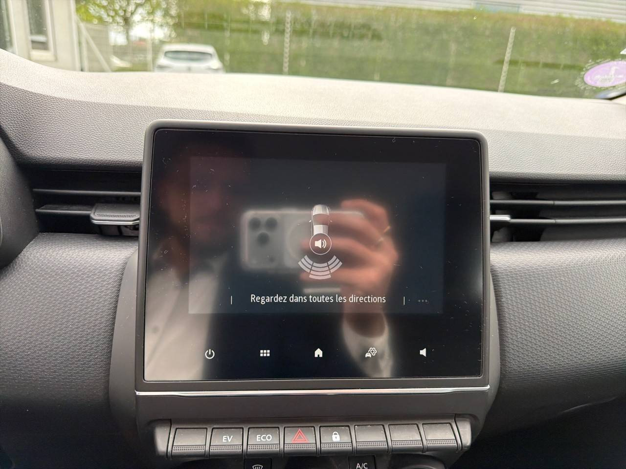 Vente en ligne Renault Clio 5 Clio E-Tech 140 - 21 au prix de 13 490 €