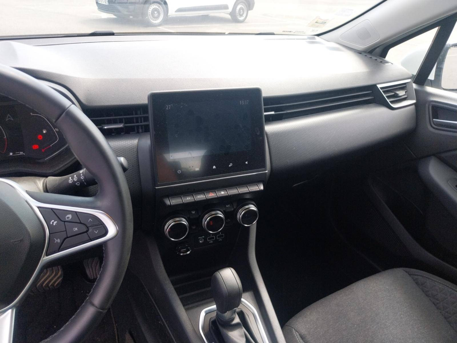 Vente en ligne Renault Clio 5 Clio E-Tech 140 - 21N au prix de 14 890 €