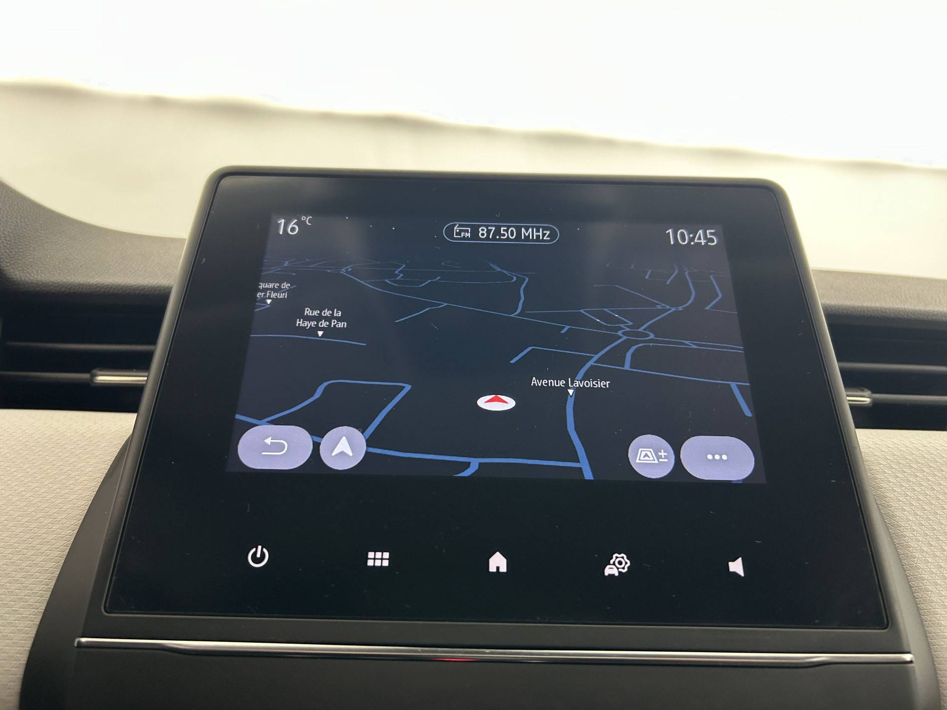 Vente en ligne Renault Clio 5 Clio TCe 90 au prix de 15 390 €