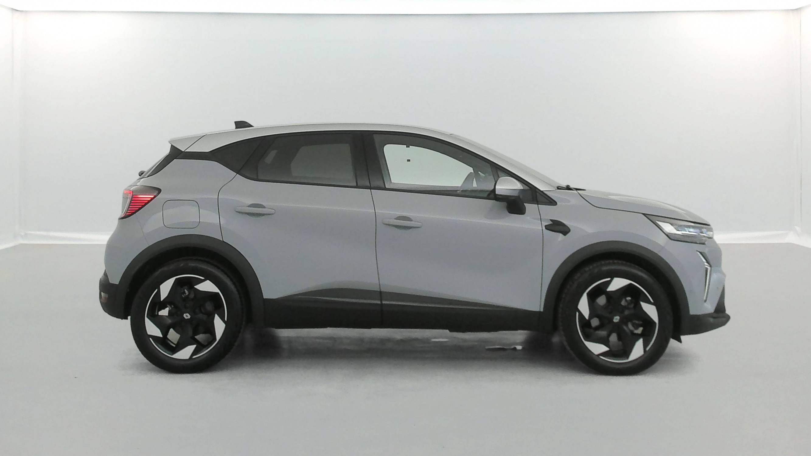 Vente en ligne Renault Captur  E-Tech full hybrid 145 ch au prix de 24 990 €