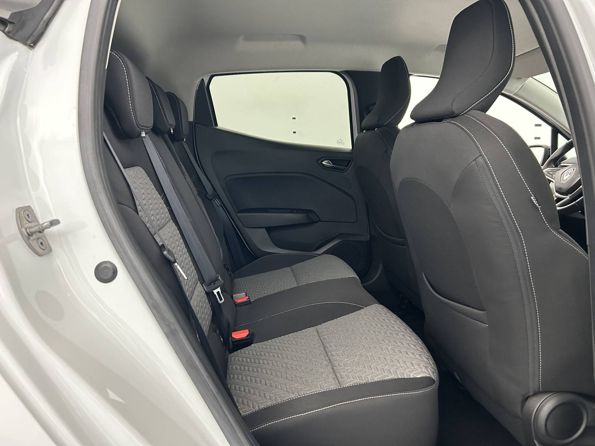 Vente en ligne Renault Clio 5 Clio SCe 65 au prix de 12 990 €