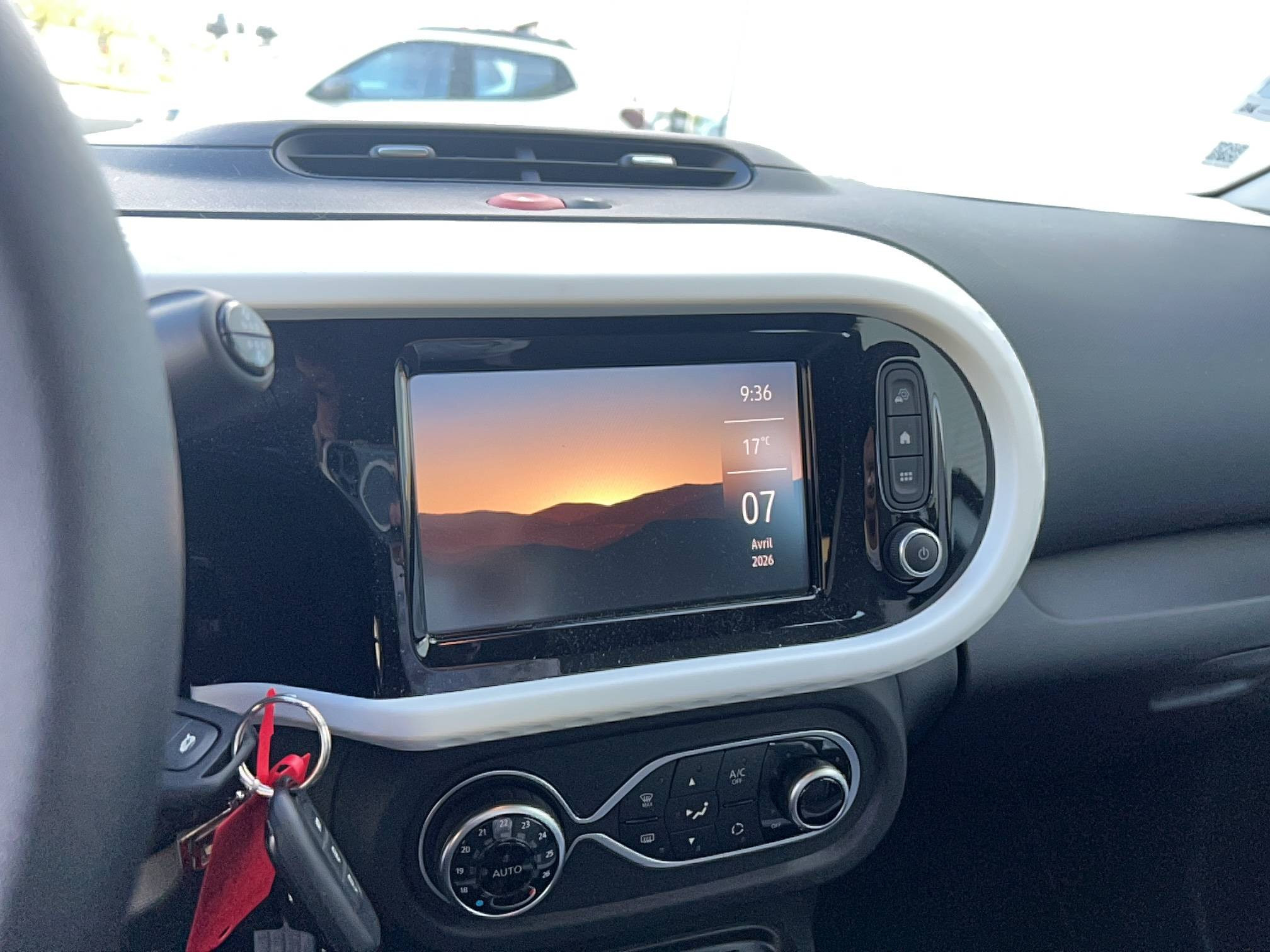 Vente en ligne Renault Twingo 3  SCe 65 au prix de 14 590 €