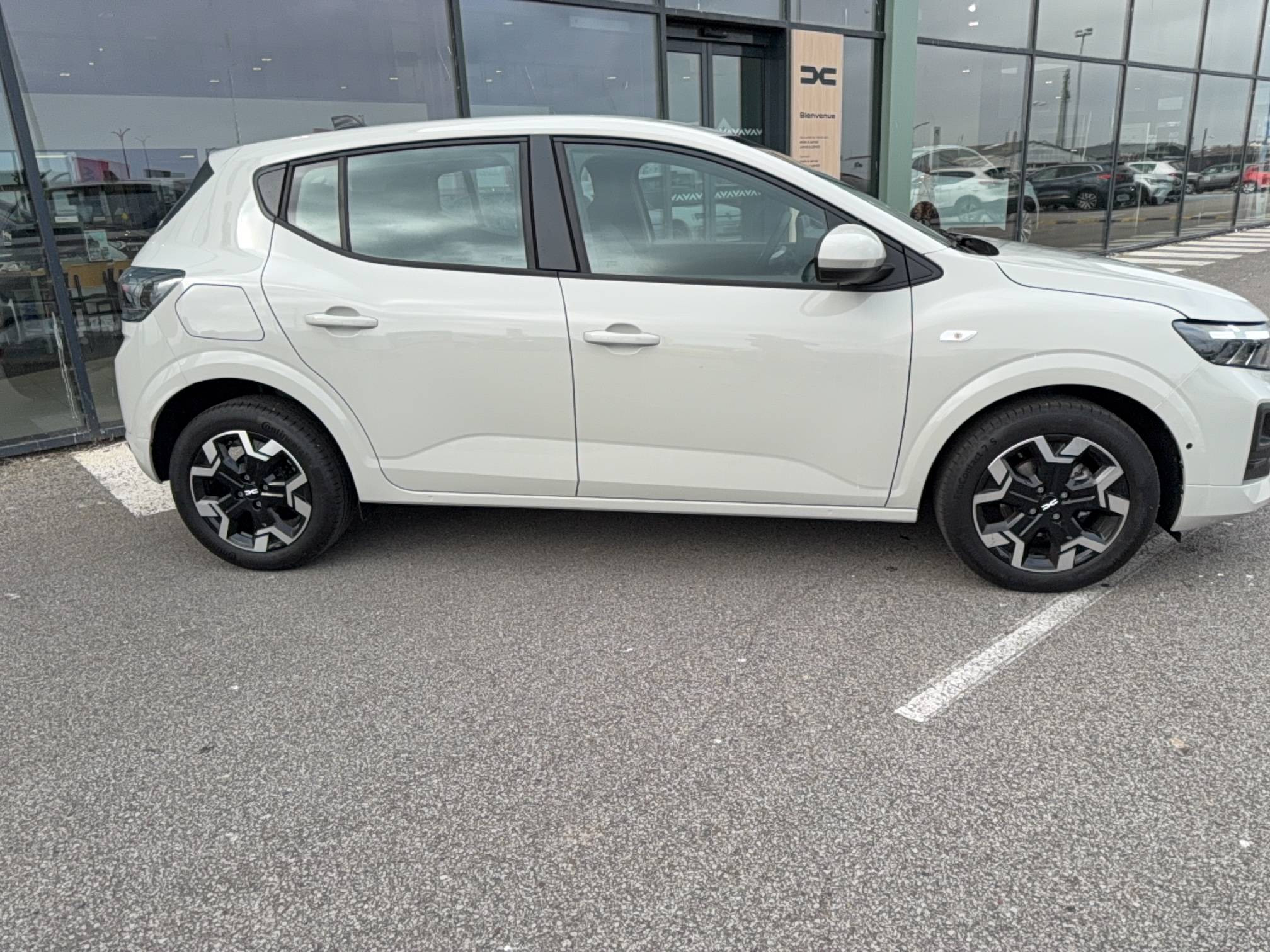 Vente en ligne Dacia Sandero  TCe 100 au prix de 18 450 €