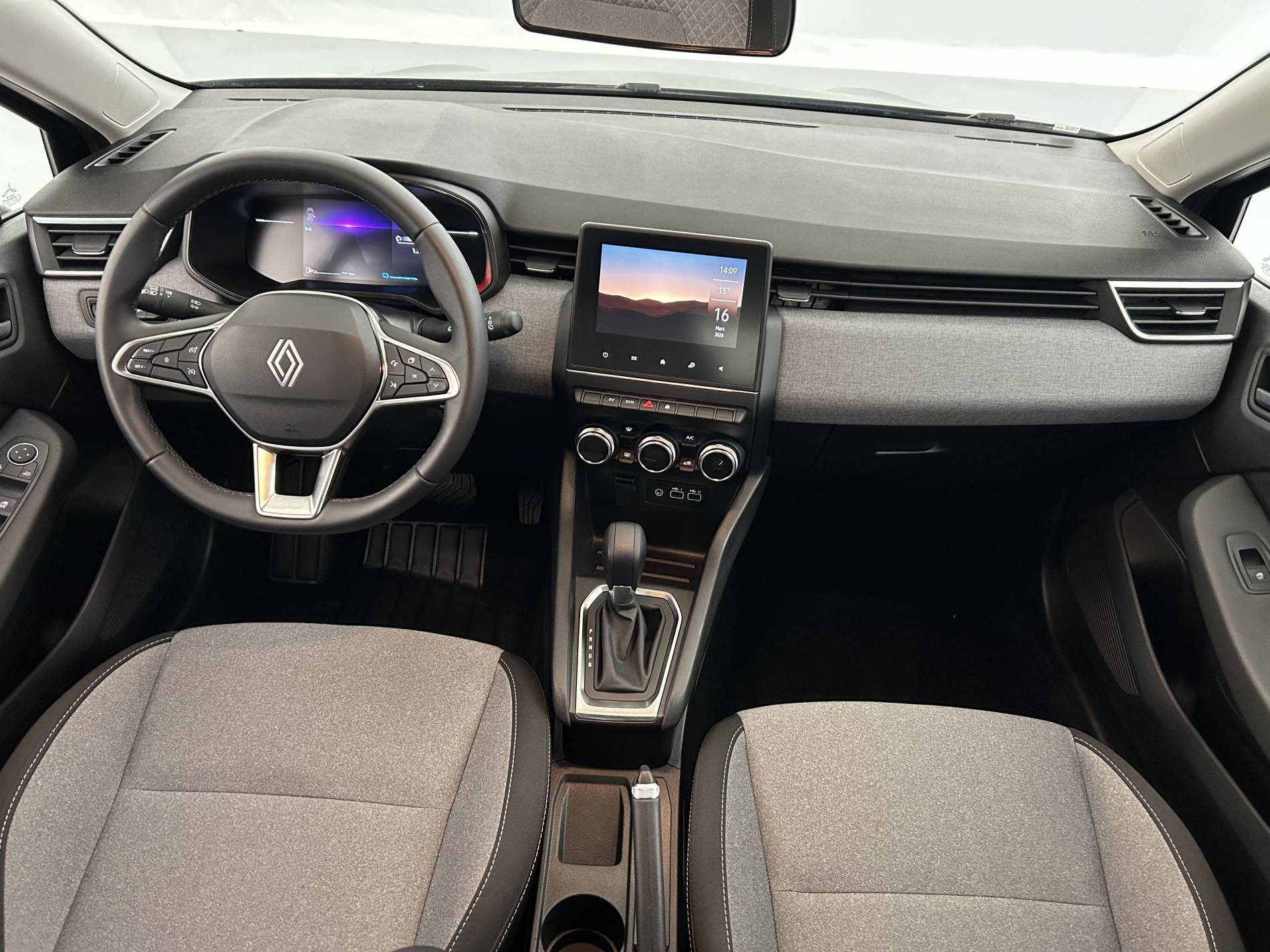 Vente en ligne Renault Clio 5 Clio E-Tech full hybrid 145 ch GSR2 au prix de 19 990 €