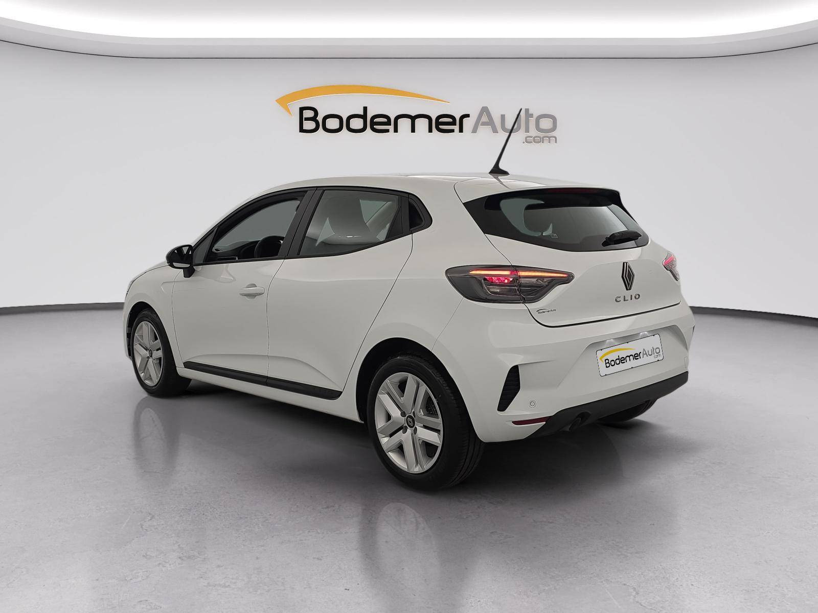 Vente en ligne Renault Clio 5 Clio SCe 65 ch GSR2 au prix de 13 990 €