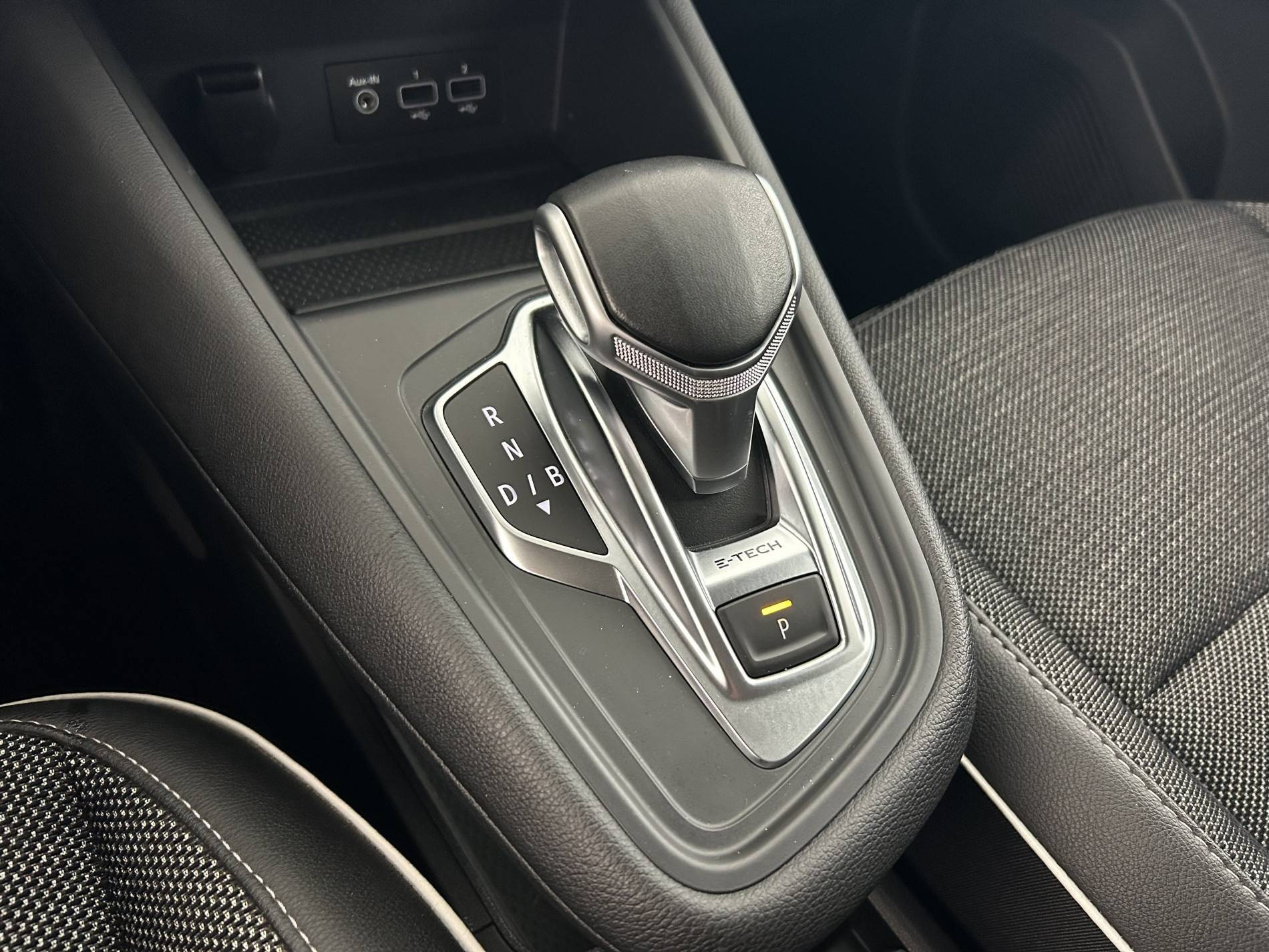 Vente en ligne Renault Captur  E-Tech Plug-in 160 au prix de 17 000 €